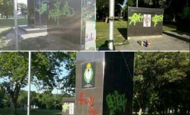 Nuevo acto de vandalismo en el Monumento a San Martín