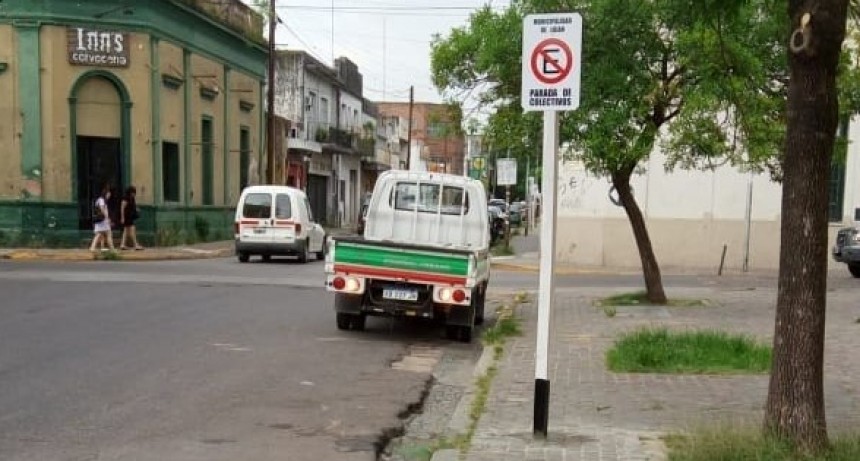 Señalización vial en la zona histórico-basilical