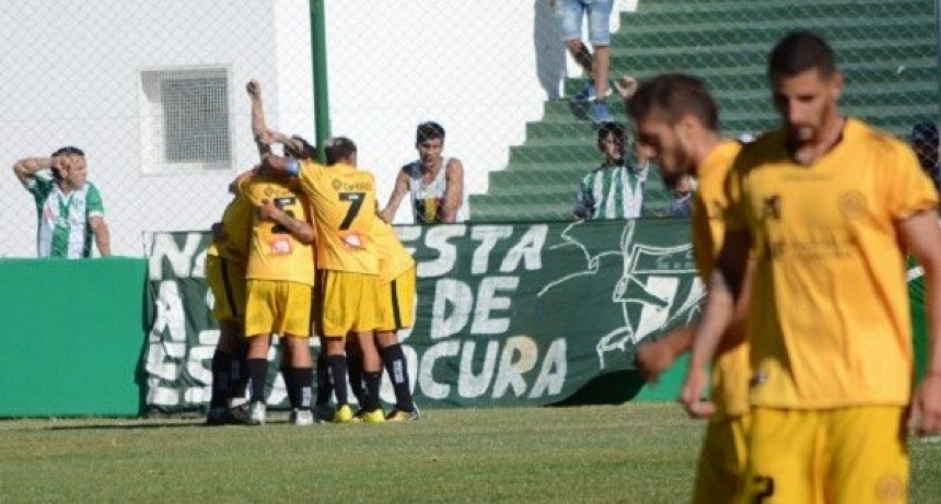 Flandria se impuso en San Luis y da pelea