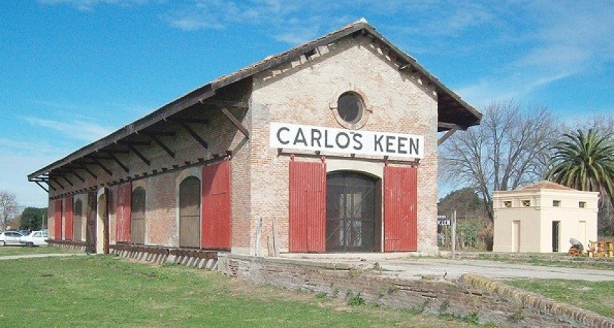 Presentación de libros en Carlos Keen