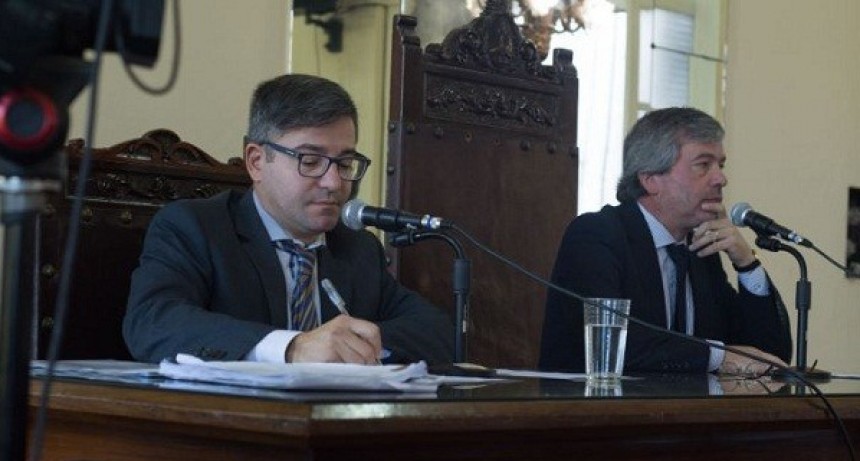 Sin el intendente, comenzó el período de sesiones en el HCD