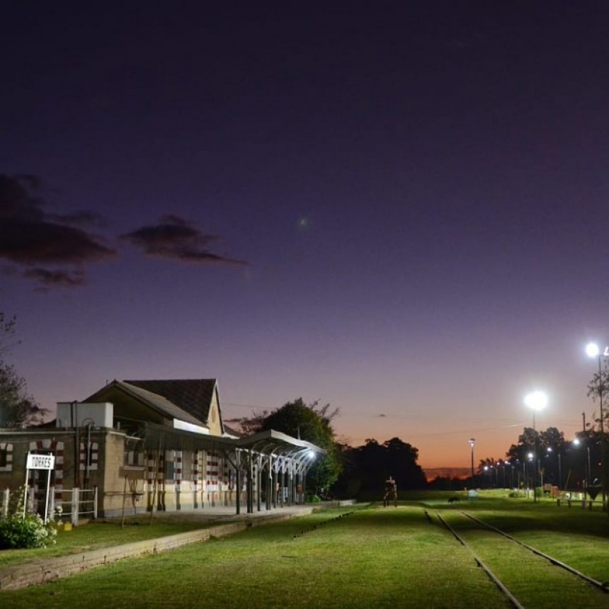 Torres ya cuenta con iluminación LED en el predio ferroviario