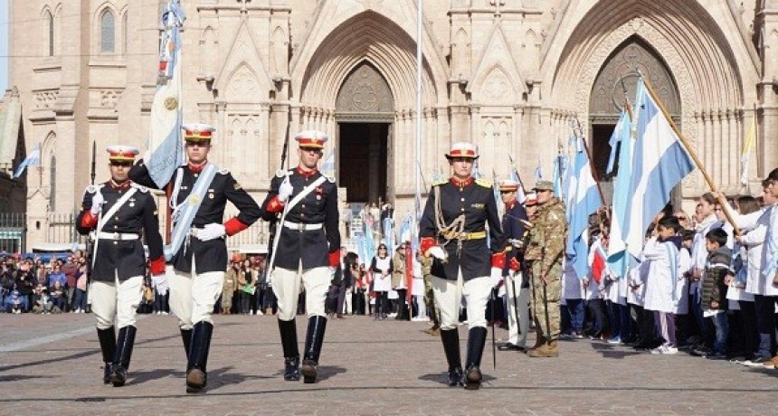 Actividades oficiales por el Día de la Bandera