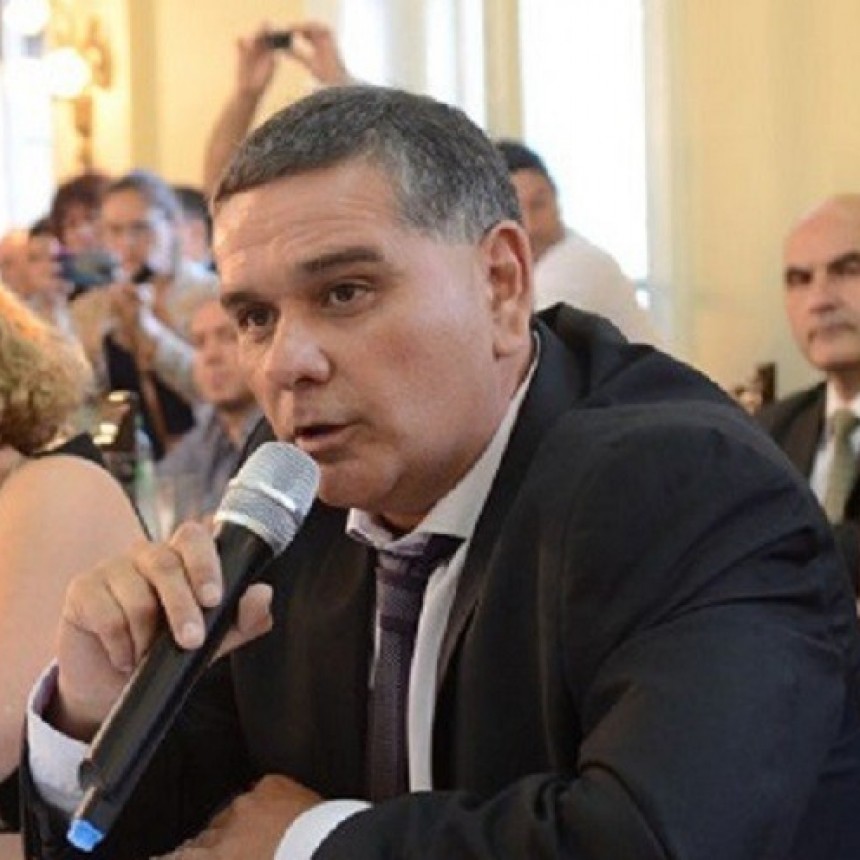 "Cada uno tiene que aportar su granito de arena"