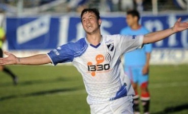 Se hizo esperar pero finalmente Luciano Pons es delantero de Flandria