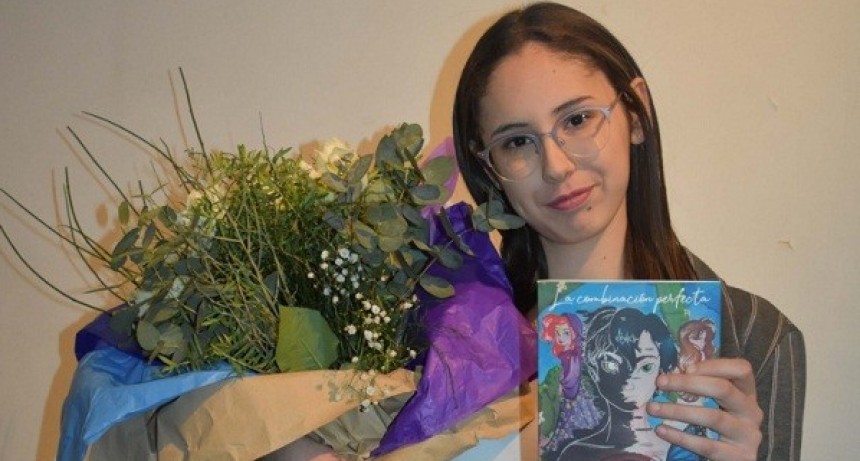 Antonella López Santana presentó "La combinación perfecta"