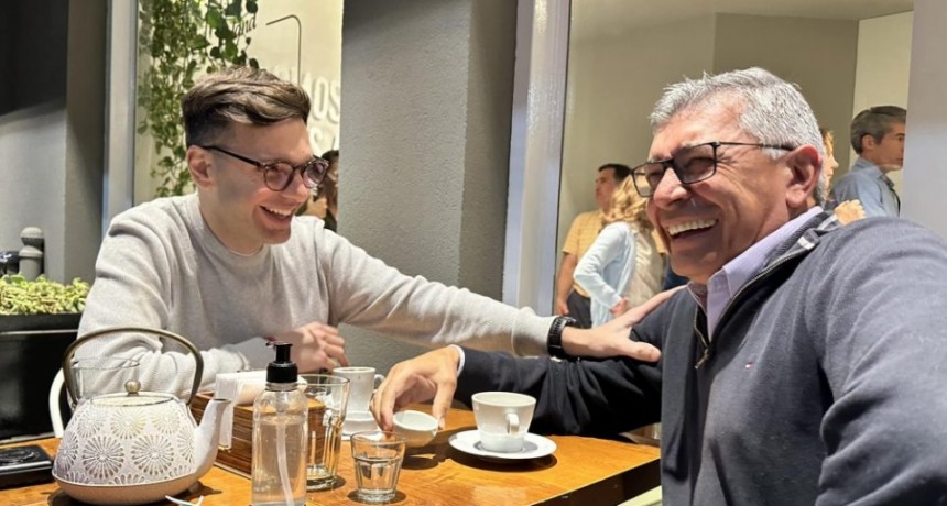 Juntos por el Cambio: con foto de