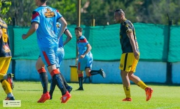 Claudio Pérez: "Sueño con jugar el reducido en Flandria para ascender a Primera"