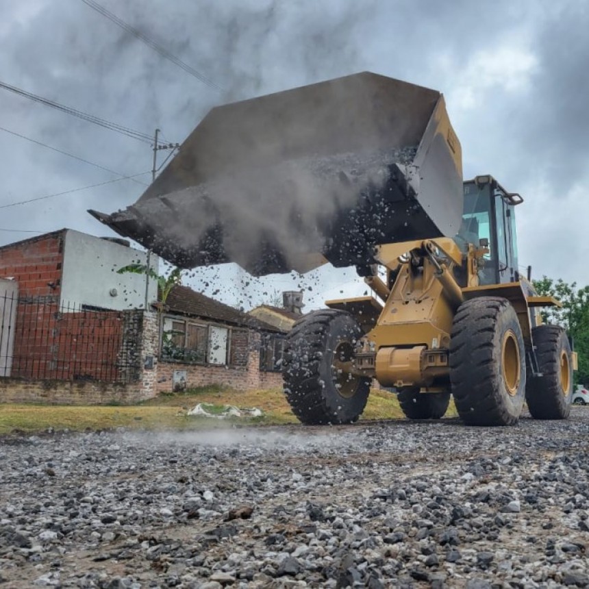 Continúan las obras de empedrado de calles en cuatro nuevos barrios